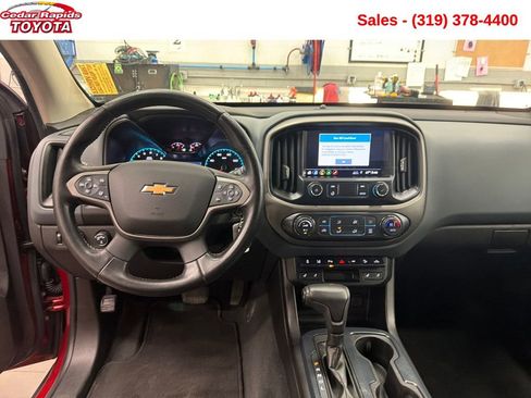 Used 2021 Chevrolet Colorado Z71 w/ Safety Package image 16