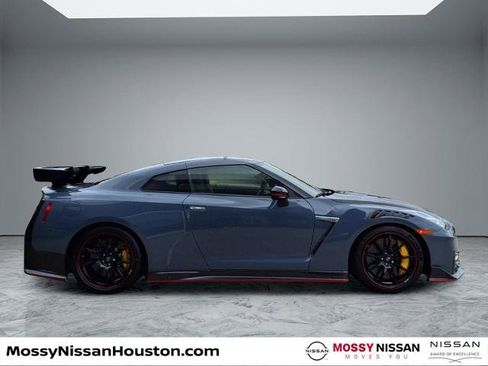 Certified 2024 Nissan GT-R NISMO w/ NISMO Appearance Package image 8