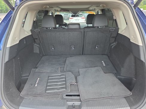Used 2023 Nissan Rogue SV w/ SV Premium B Package AWD/4WD image 9