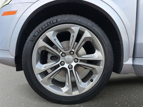 Used 2016 Audi Q3 2.0T Prestige w/ Prestige Package image 37