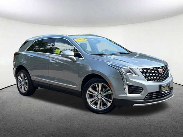 Used 2023 Cadillac XT5 Premium Luxury AWD/4WD image 2