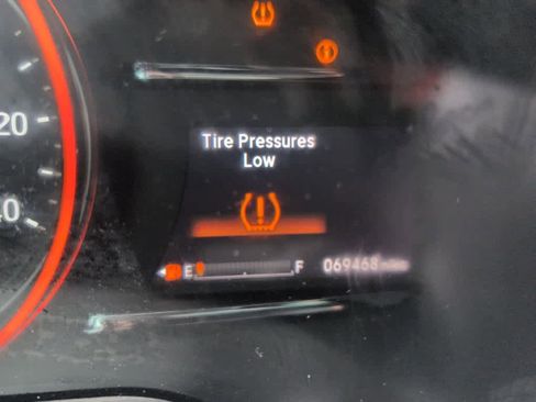 Used 2022 Honda HR-V EX image 10