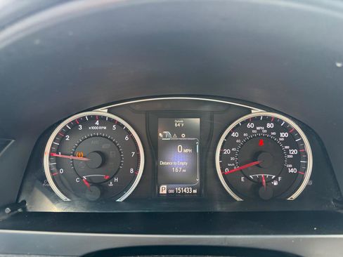 Used 2015 Toyota Camry SE FWD image 13