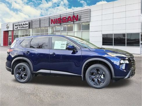 New 2026 Nissan Rogue SV image 3