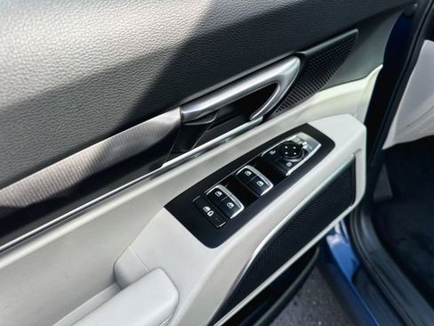 Used 2025 Kia Telluride S image 14