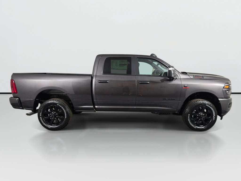 New 2026 RAM 3500 Big Horn AWD/4WD image 4