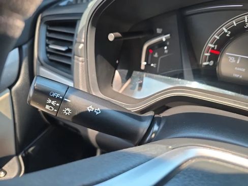 Used 2018 Honda CR-V LX image 20