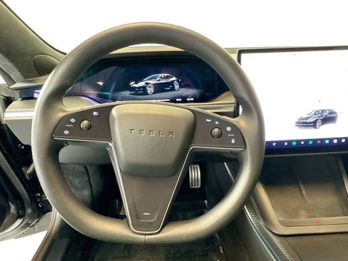 Used 2023 Tesla Model S Plaid image 10