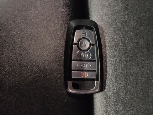 Used 2023 Ford Explorer XLT w/ Equipment Group 202A image 32