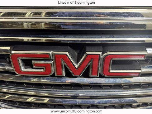 Used 2017 GMC Acadia SLE w/ Driver Alert Package I AWD/4WD image 12