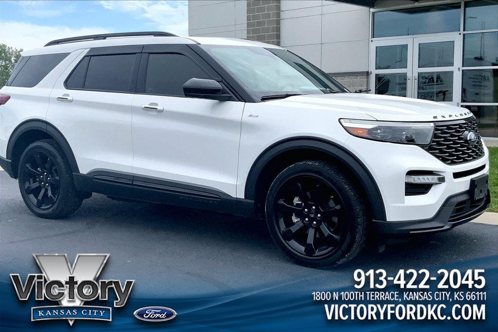 Used 2023 Ford Explorer ST-Line w/ Class IV Trailer Tow Package AWD/4WD image 1