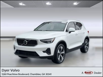 Certified 2023 Volvo XC40 B5 Plus w/ Protection Package Premier