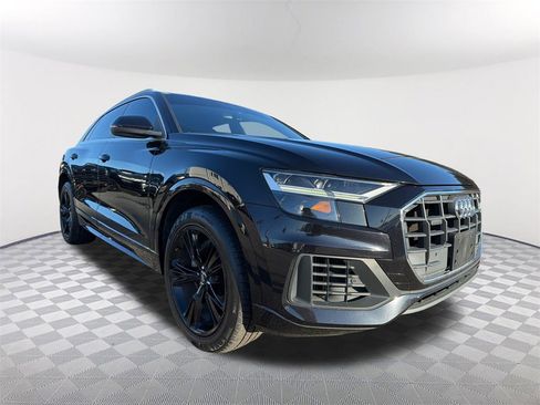 Used 2019 Audi Q8 Premium w/ Convenience Package image 3