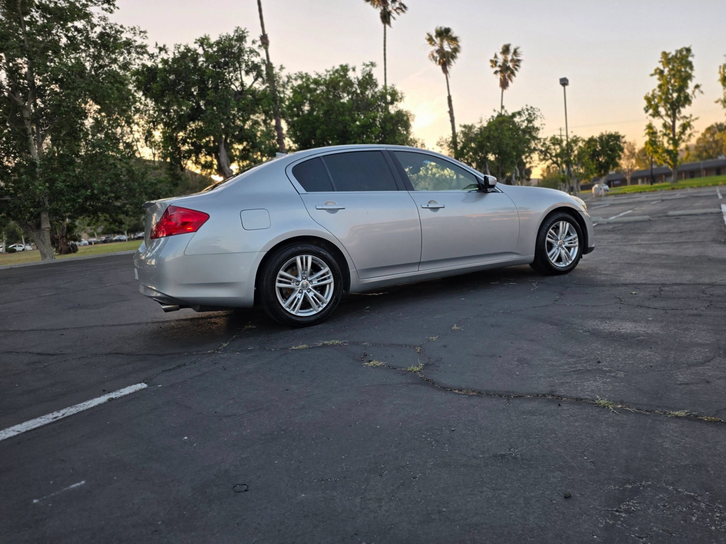 Used 2013 INFINITI G37 Journey w/ Premium Pkg RWD image 16