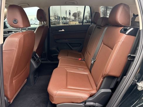 Used 2021 Volkswagen Atlas SE w/ Towing Package image 26