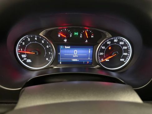 Used 2024 GMC Terrain SLE w/ Driver Convenience Package AWD/4WD image 15