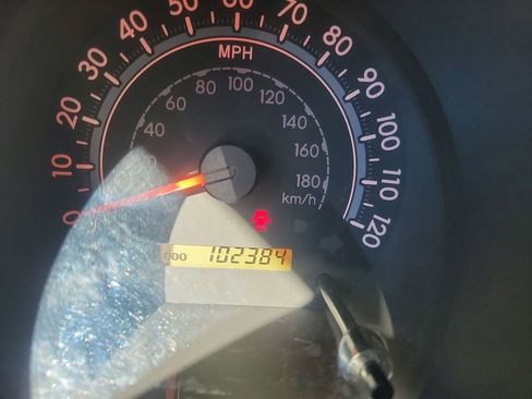 Used 2012 Toyota Tundra Grade image 32