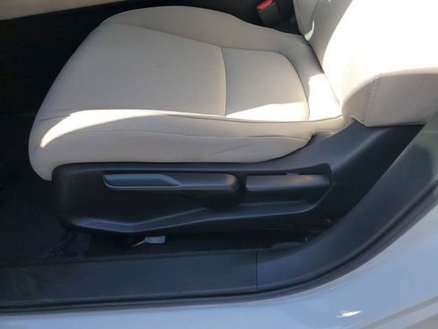 Used 2022 Honda Accord LX image 16