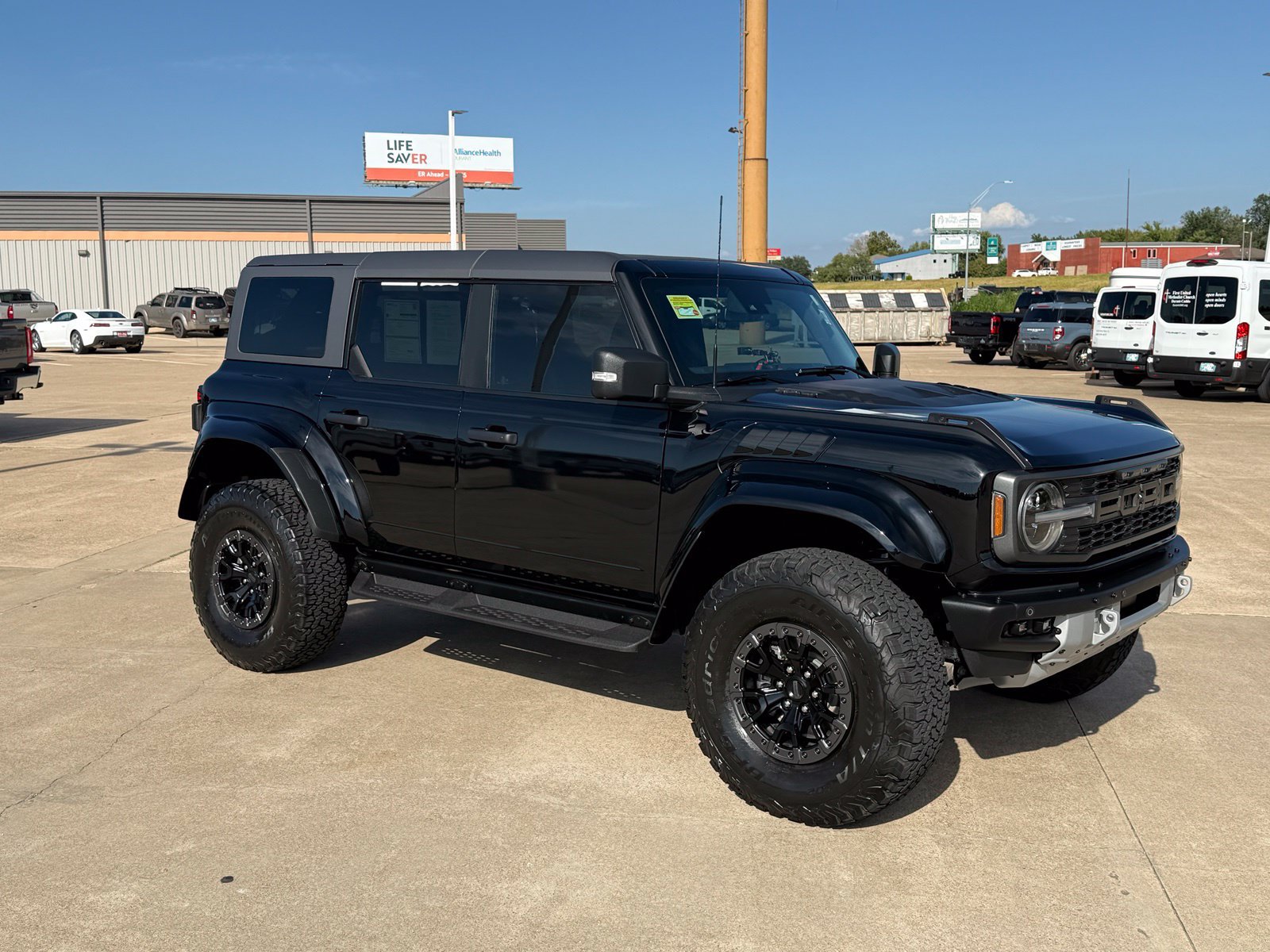 Certified 2024 Ford Bronco Raptor AWD/4WD image 3