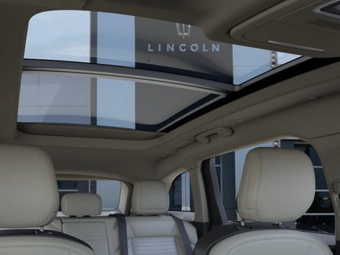 New 2026 Lincoln Nautilus Reserve AWD/4WD image 22