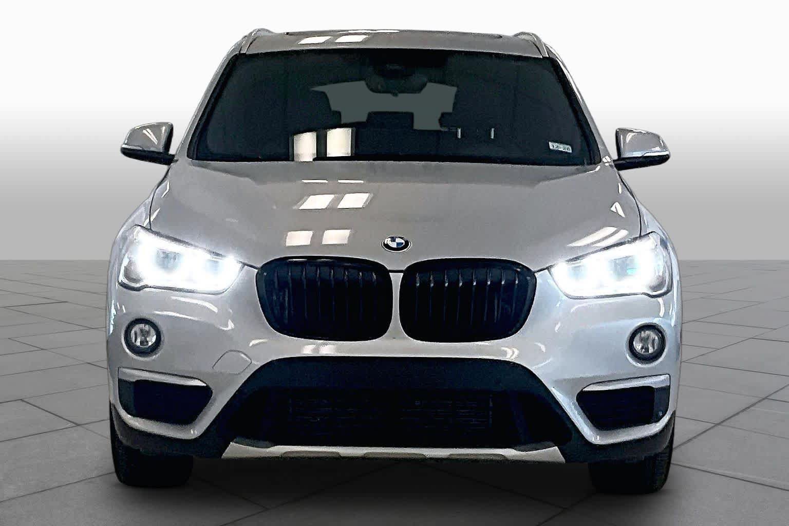 Used 2019 BMW X1 sDrive28i w/ Convenience Package FWD image 3