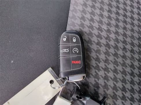 Used 2019 Dodge Charger GT image 35