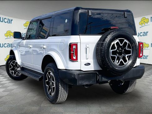 Used 2025 Ford Bronco Outer Banks image 4