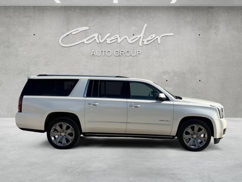 Used 2015 GMC Yukon XL Denali w/ Touring Package RWD image 17