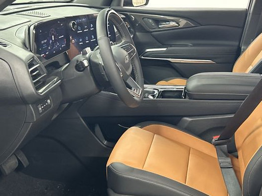 New 2027 Chevrolet Traverse Z71 w/ Enhanced Driving Package AWD/4WD image 11