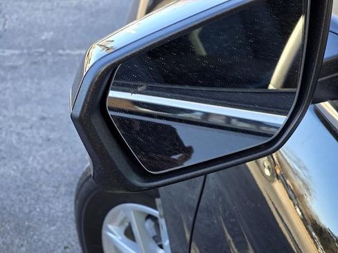 Used 2022 Chevrolet Equinox LT image 16