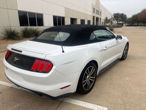Used 2017 Ford Mustang Premium image 24