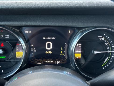 Used 2021 Jeep Wrangler Unlimited Rubicon 4xe w/ Cold Weather Group AWD/4WD image 45