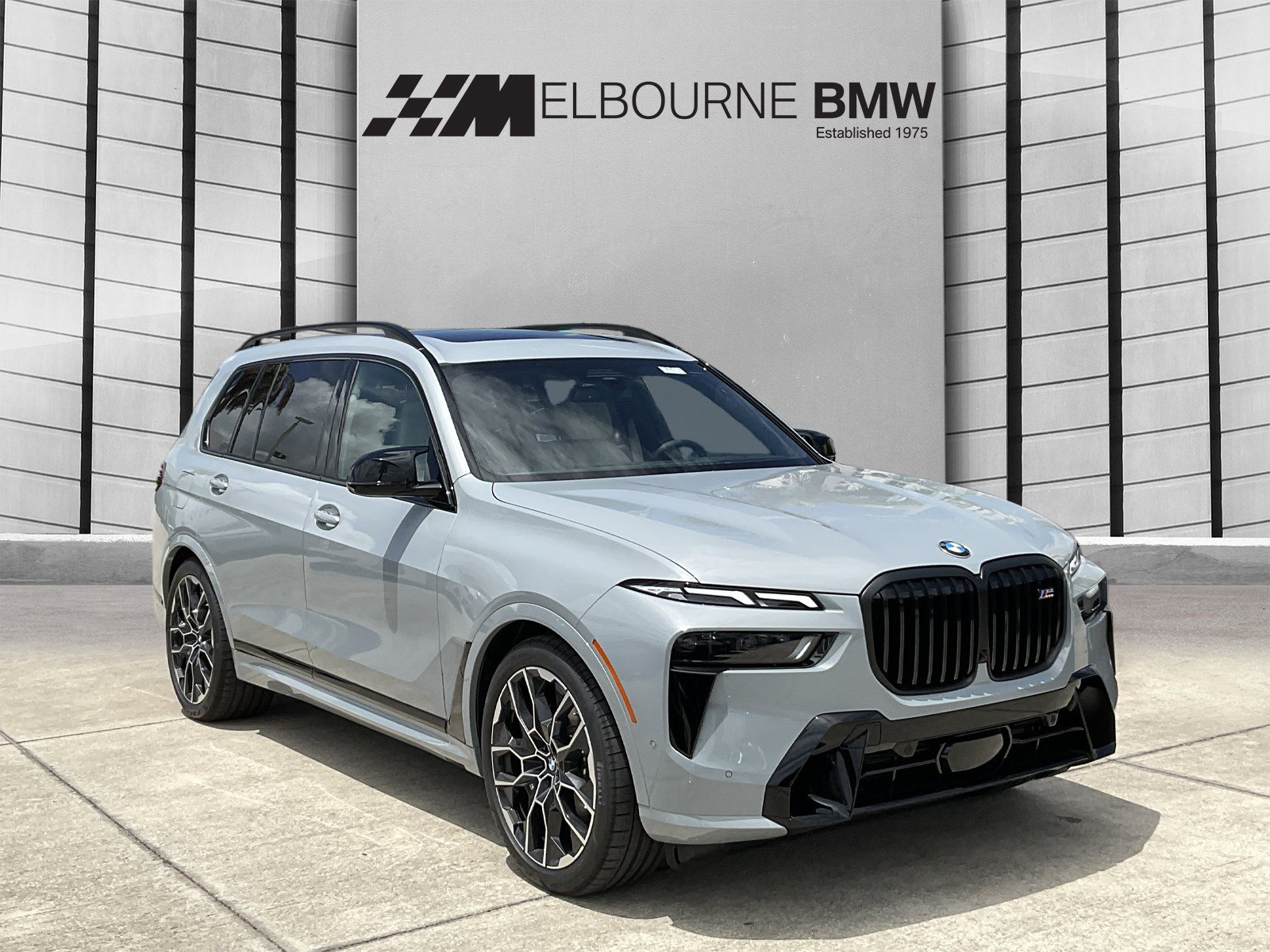 New 2027 BMW X7 M60i AWD/4WD image 1