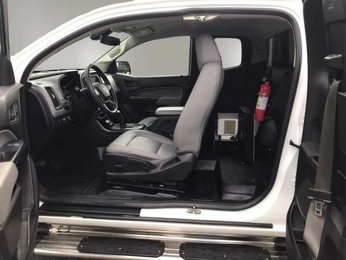 Used 2019 Chevrolet Colorado W/T w/ WT Convenience Package AWD/4WD image 30