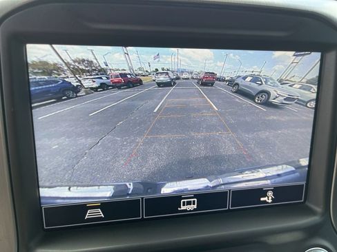 Used 2021 GMC Sierra 1500 Denali w/ Driver Alert Package II AWD/4WD image 17