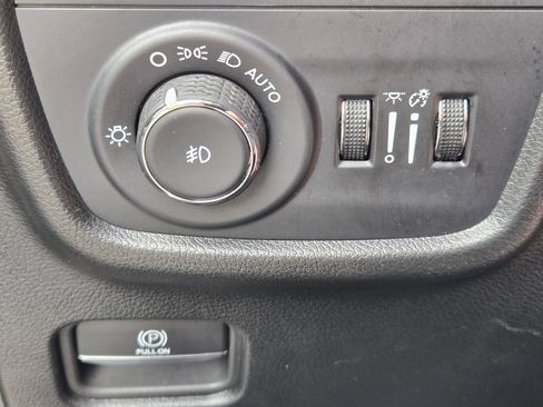 Used 2024 Jeep Grand Cherokee L Limited w/ Luxury Tech Group II AWD/4WD image 26