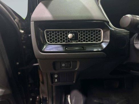 Used 2023 Honda Civic EX-L image 29