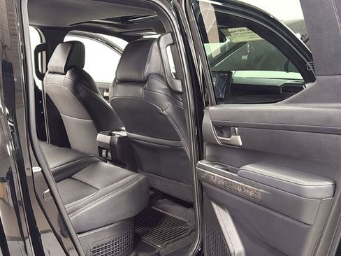 Certified 2025 Toyota Tacoma Limited image 17