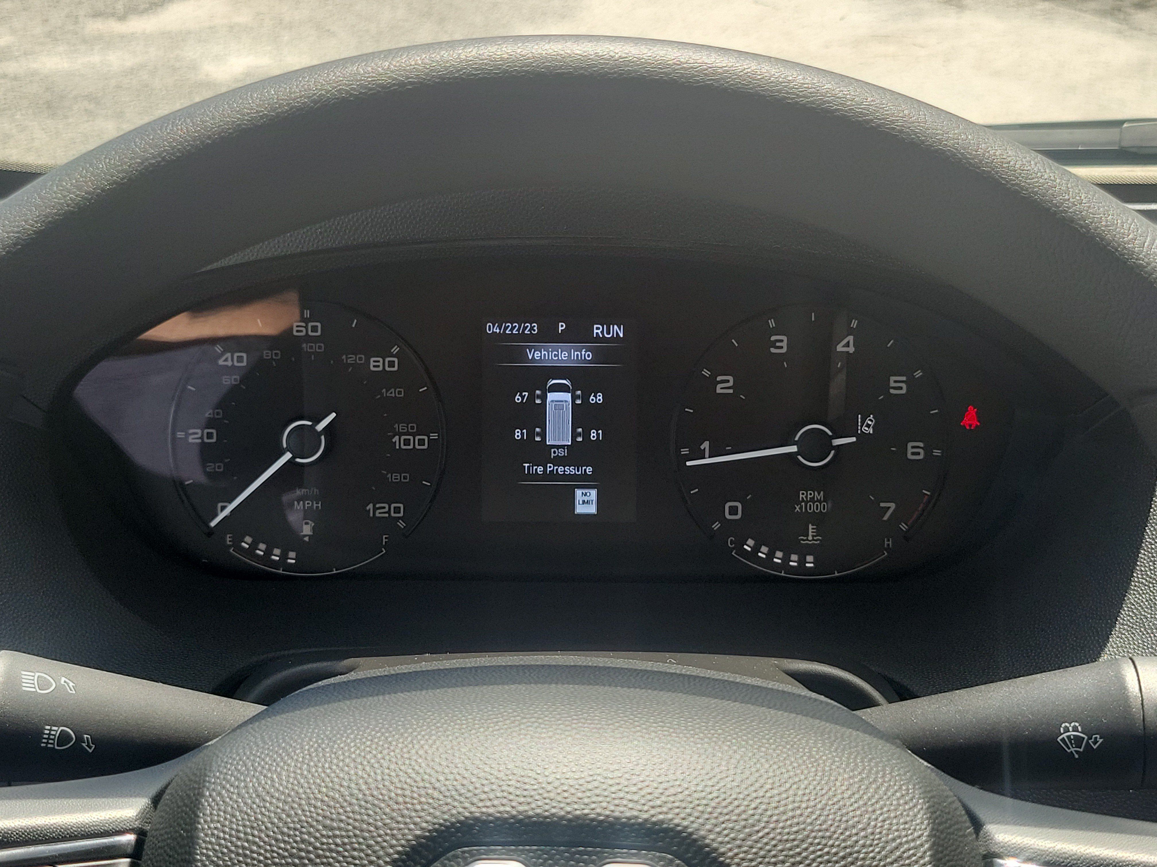 Used 2025 RAM ProMaster 2500 w/ Safety Group FWD image 13