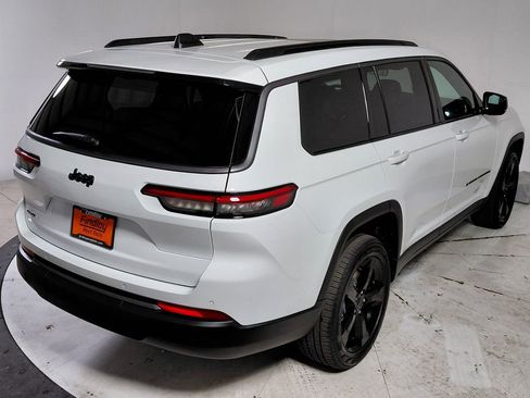 New 2026 Jeep Grand Cherokee L Limited AWD/4WD image 7