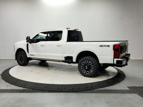 Used 2026 Ford F250 Platinum AWD/4WD image 6