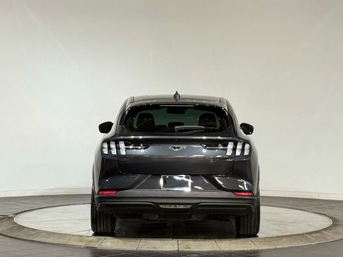 Used 2022 Ford Mustang Mach-E Select image 8