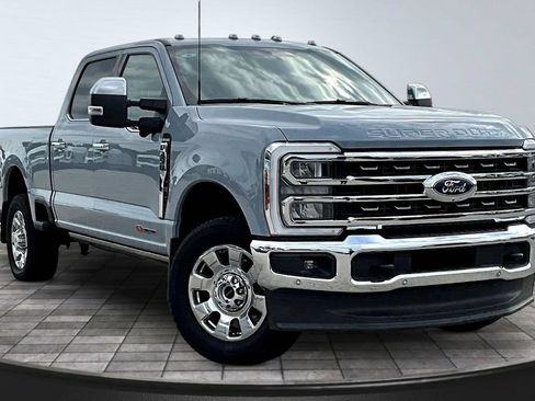 Used 2025 Ford F350 King Ranch w/ Chrome Package AWD/4WD image 3