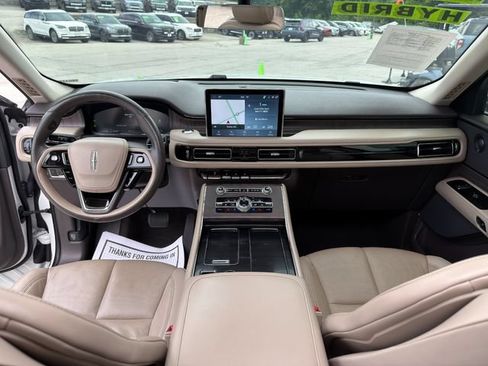 Used 2023 Lincoln Aviator Grand Touring w/ Equipment Group 301A AWD/4WD image 19
