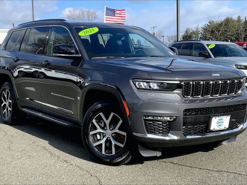 Certified 2025 Jeep Grand Cherokee L Limited w/ Luxury Tech Group II image 2