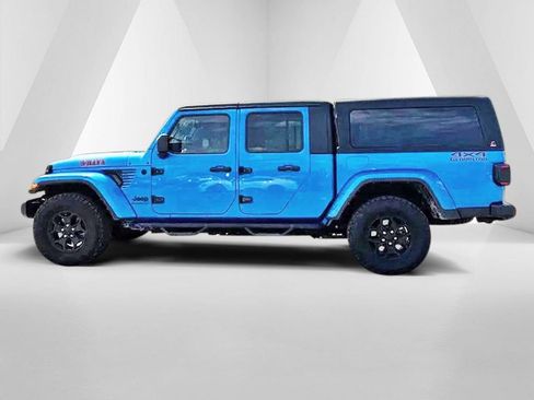 Used 2021 Jeep Gladiator Sport AWD/4WD image 4