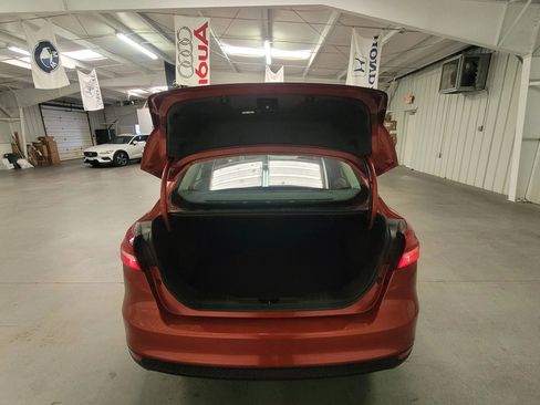 Used 2018 Ford Focus SE image 14