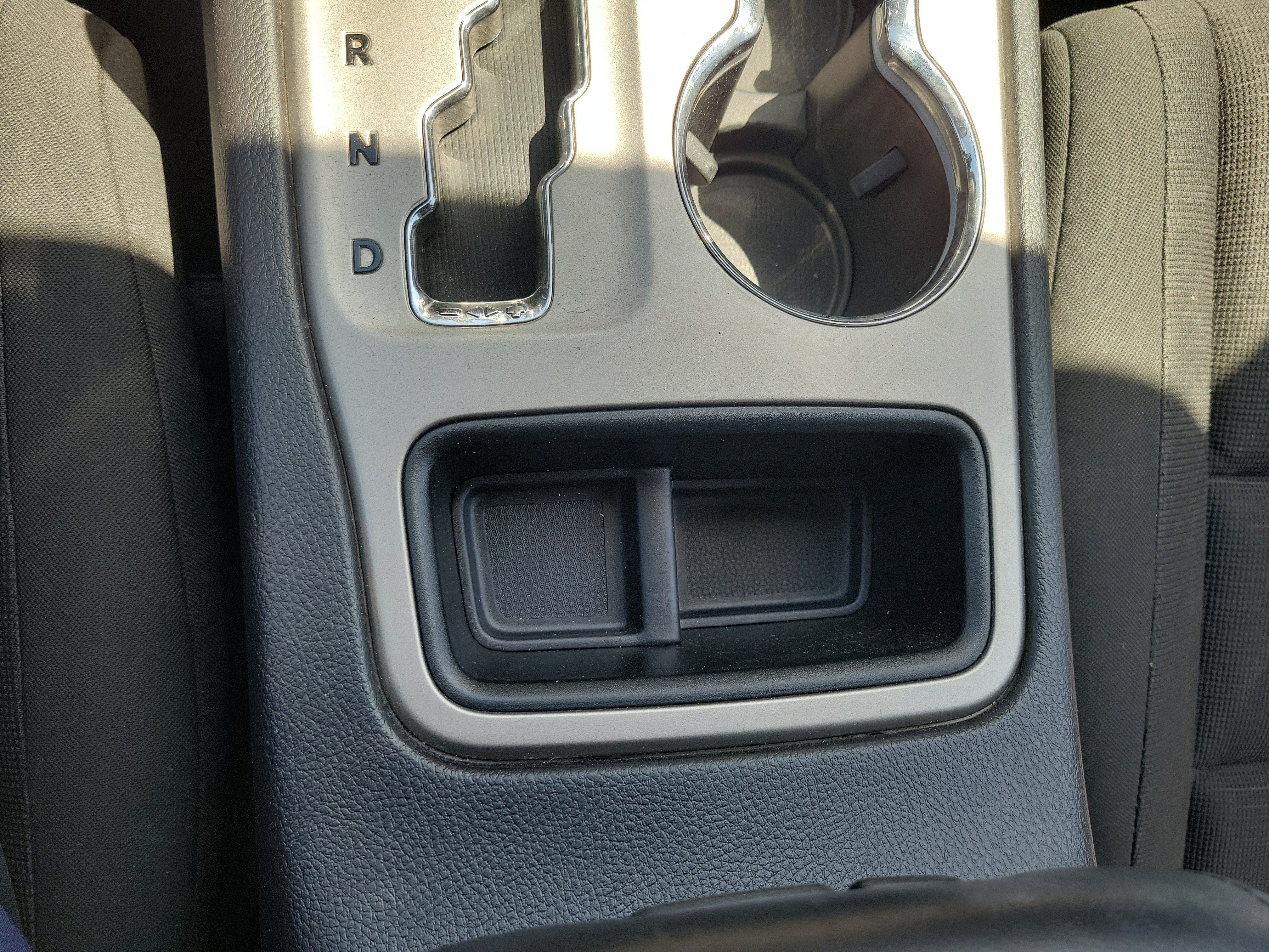 Used 2013 Jeep Grand Cherokee Laredo w/ Laredo E Group AWD/4WD image 27