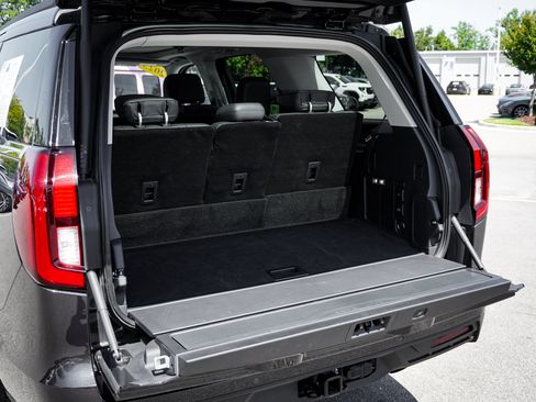 Used 2025 Ford Expedition Active AWD/4WD image 33