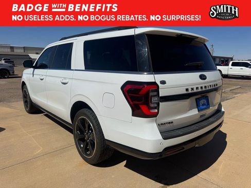 Used 2022 Ford Expedition Max Limited image 16